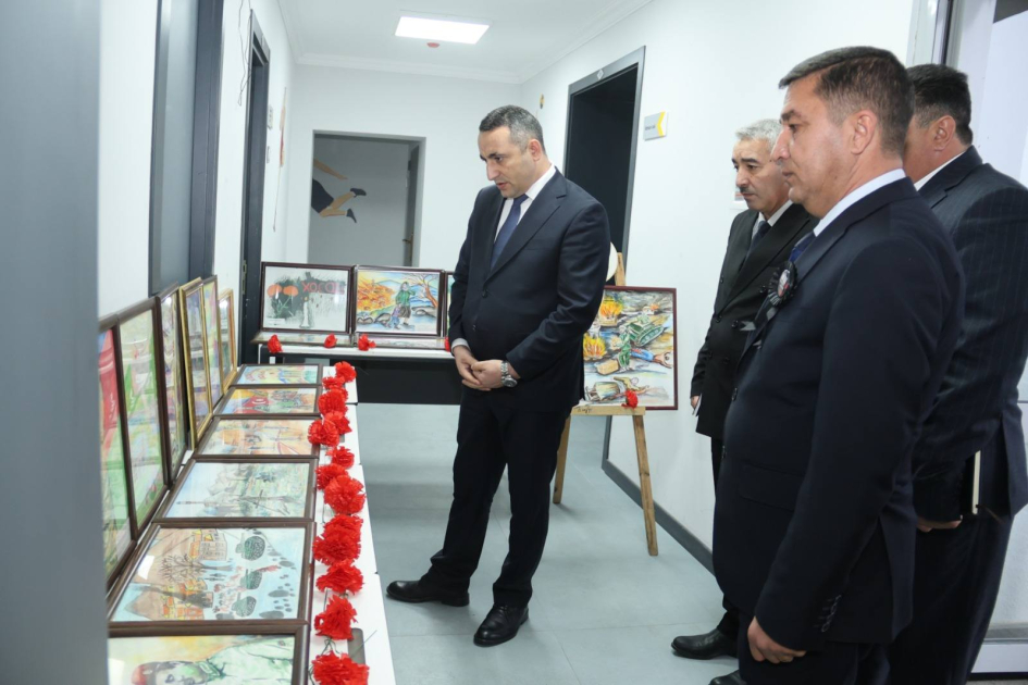 Xocalı şəhər 1 nömrəli tam orta məktəbdə soyqırımı qurbanlarının xatirəsi anılıb