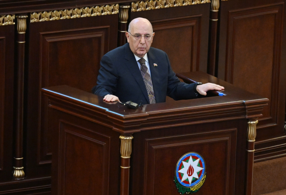 Akademik Əhliman Əmiraslanov: Azərbaycanda elmi məktəblərin qorunub saxlanılması zəruridir