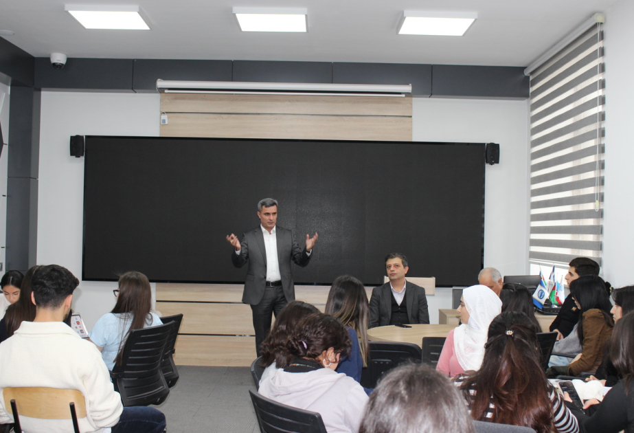 “ARB24”ün icraçı direktoru BDU tələbələrinə ustad dərsi keçib