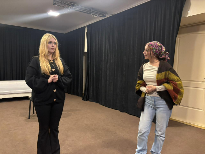 Yazıçı-rejissor Samirə Əşrəfin quruluş verdiyi tamaşanın premyerası olacaq