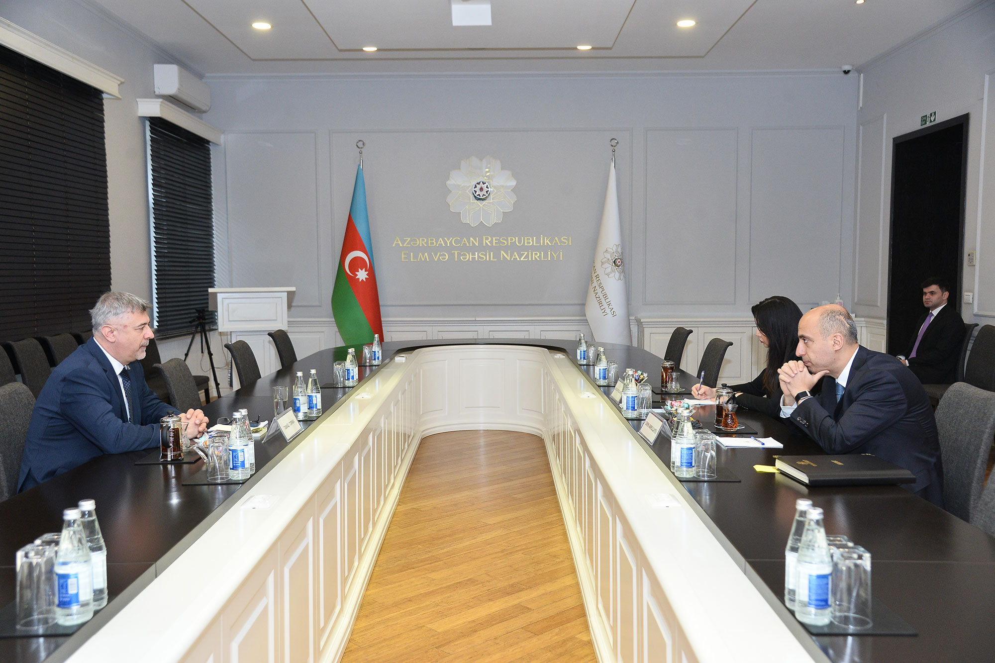 Emin Əmrullayev Macarıstanın ölkəmizdəki səfiri ilə görüşüb