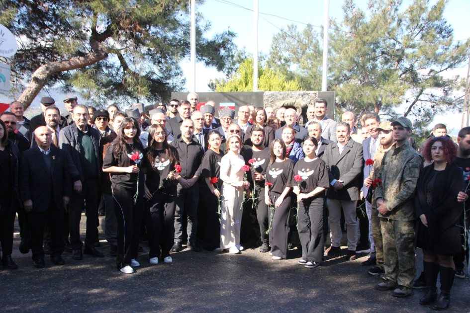 Türkiyənin İzmir şəhərində Xocalı soyqırımı müxtəlif tədbirlərlə anılıb