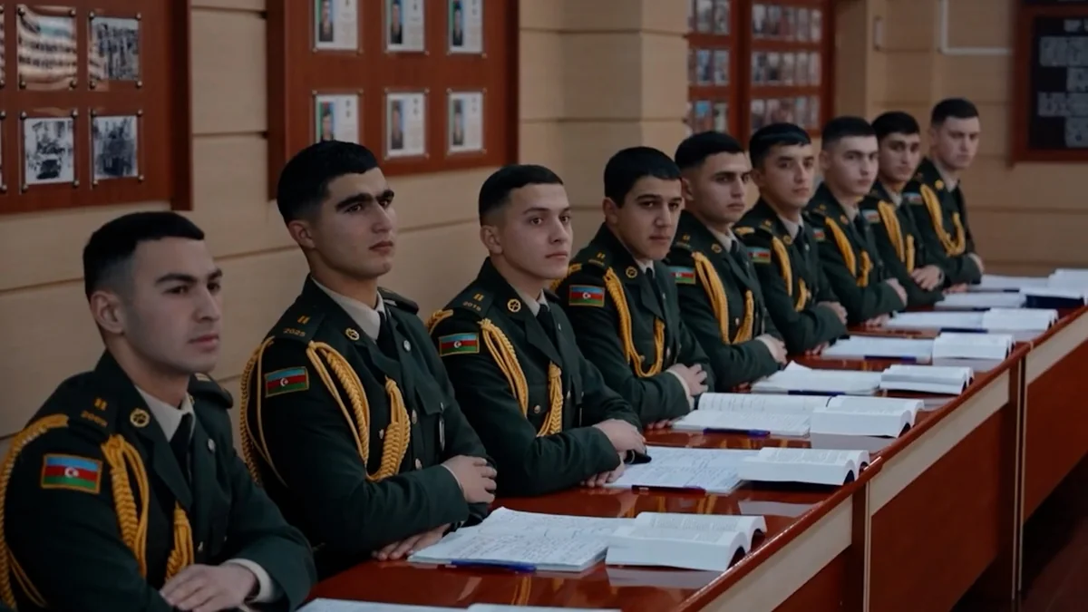 Daxili Qoşunlar kursant qəbulu elan edir