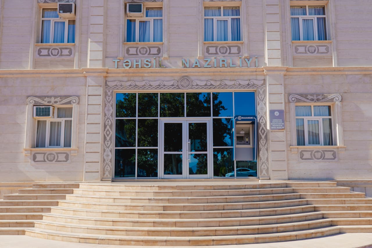 Sertifikasiyadan keçən direktorlar ikinci mərhələyə qatılacaq