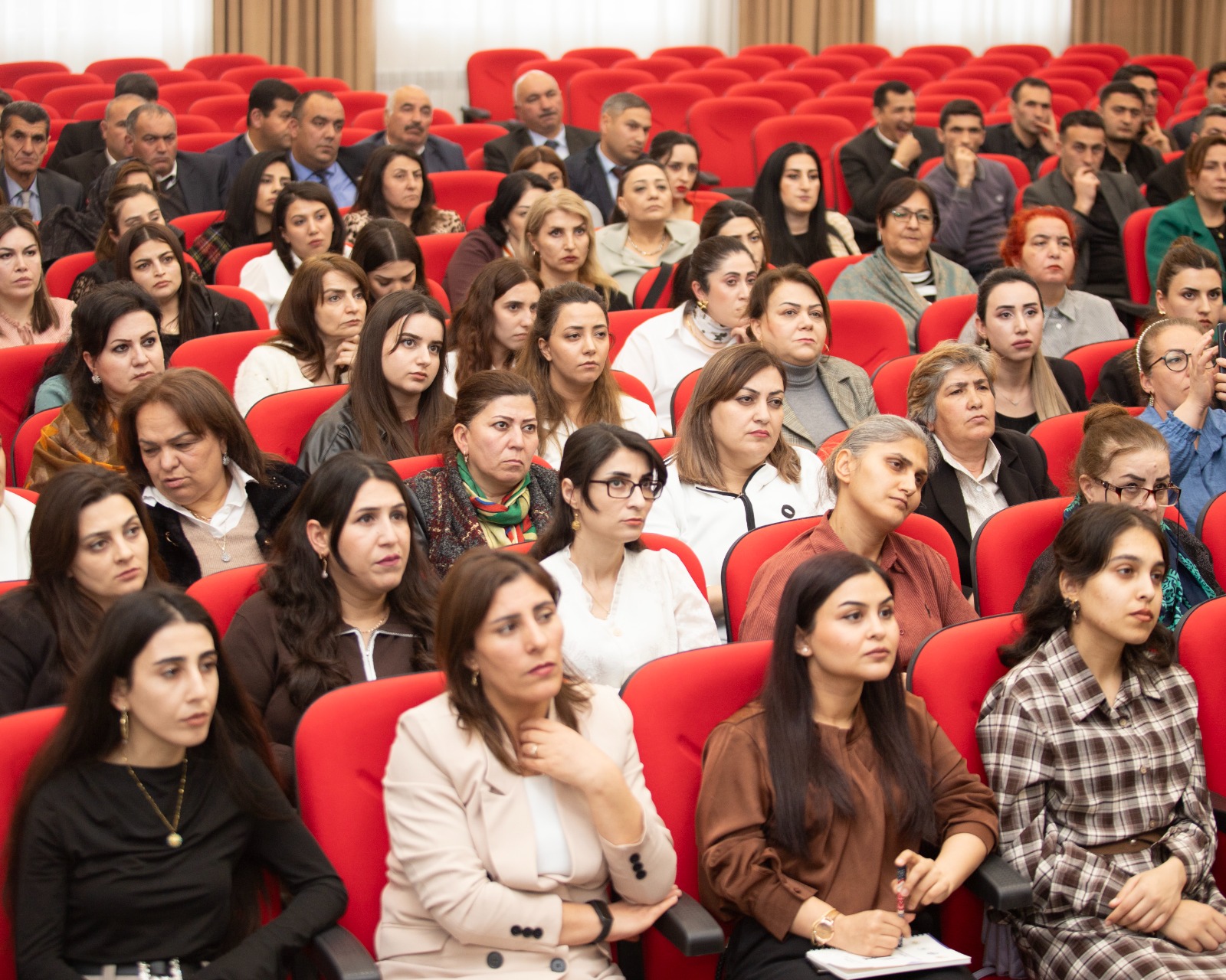 Məktəb psixoloqları üçün “Bullinqi dayandır, şagirdləri qoru” adlı təlim