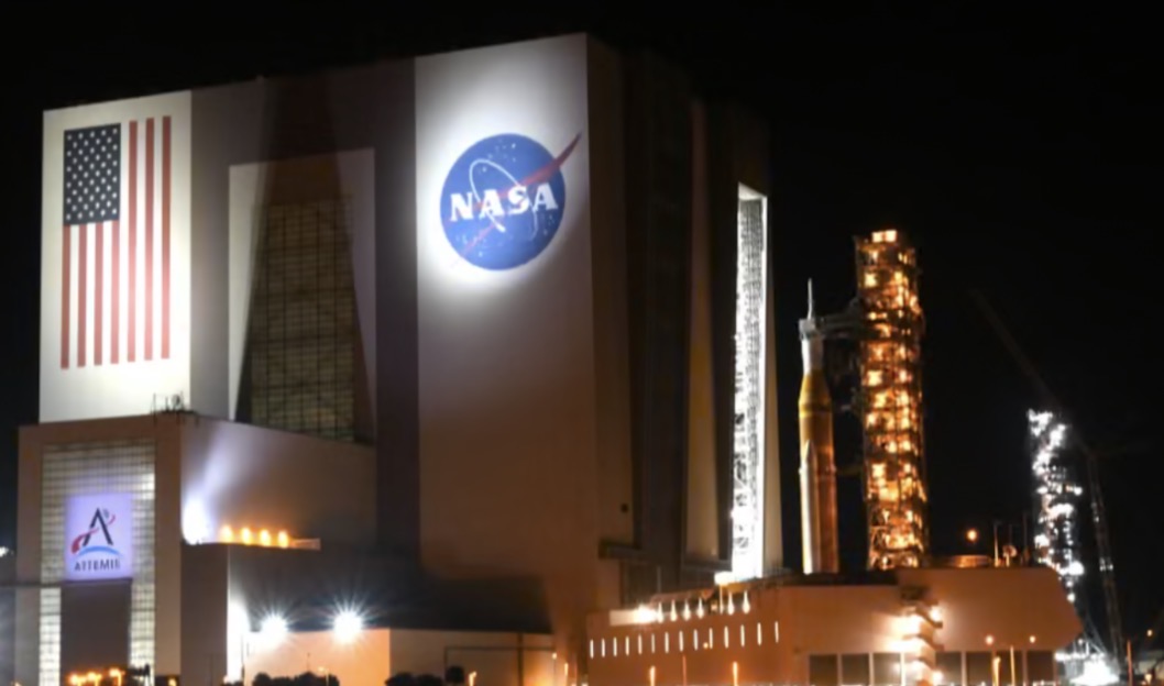 NASA Ay proqramında böyük dəyişiklik etdi