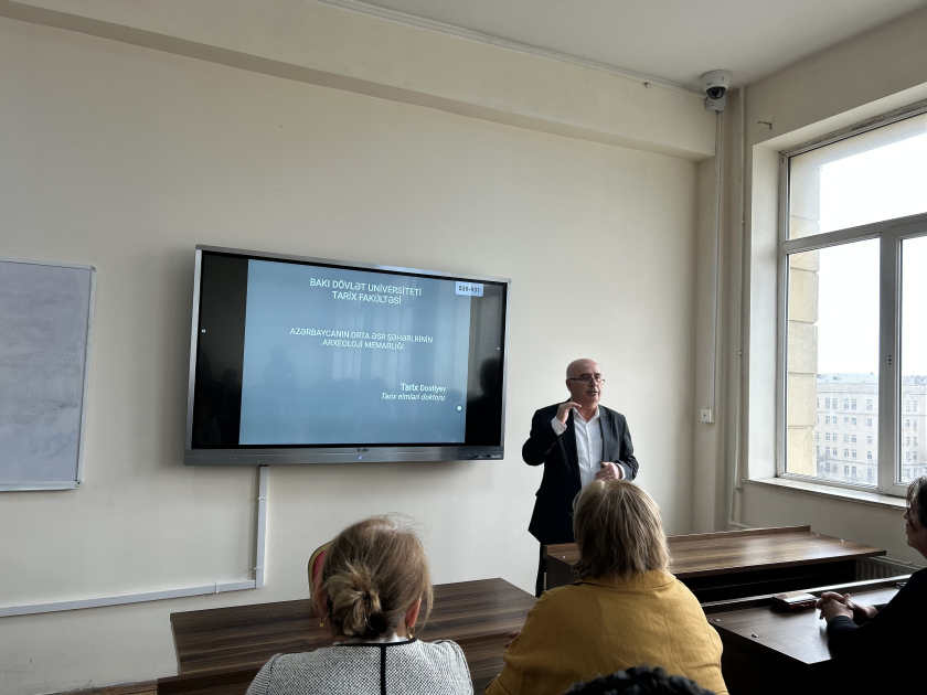 BDU-da Azərbaycanın orta əsr şəhərlərinin arxeoloji memarlığı tədqiq olunur - FOTO