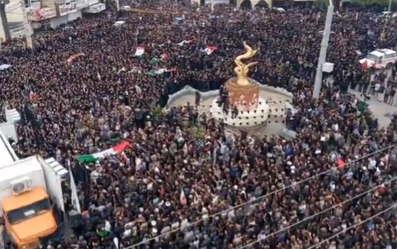 İranda 168 şagirdin dəfn mərasimi keçirilir