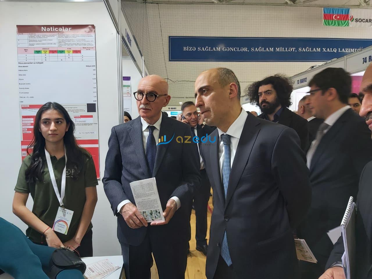 Nazir şagirdlərin layihələrini izlədi - FOTO