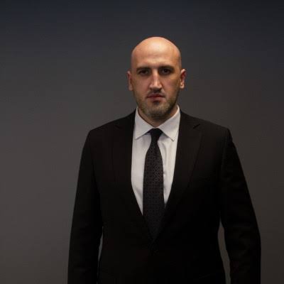 Elvin Abbasov: “Kiberdələduzlar insan psixologiyasındakı zəif nöqtələri hədəf alır”