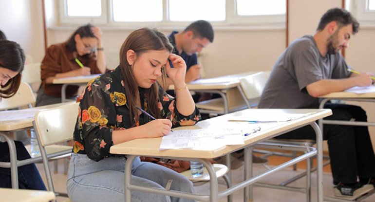 Martın 9-da buraxılış imtahanı keçiriləcək - BÖLGƏLƏR