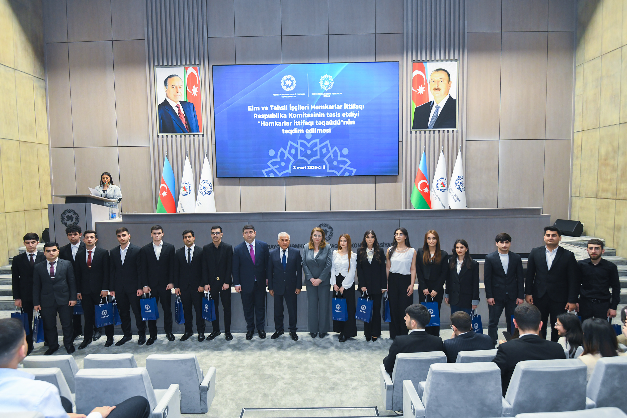 BMU-nun 8 tələbəsi adlı təqaüdə layiq görülüb - FOTO