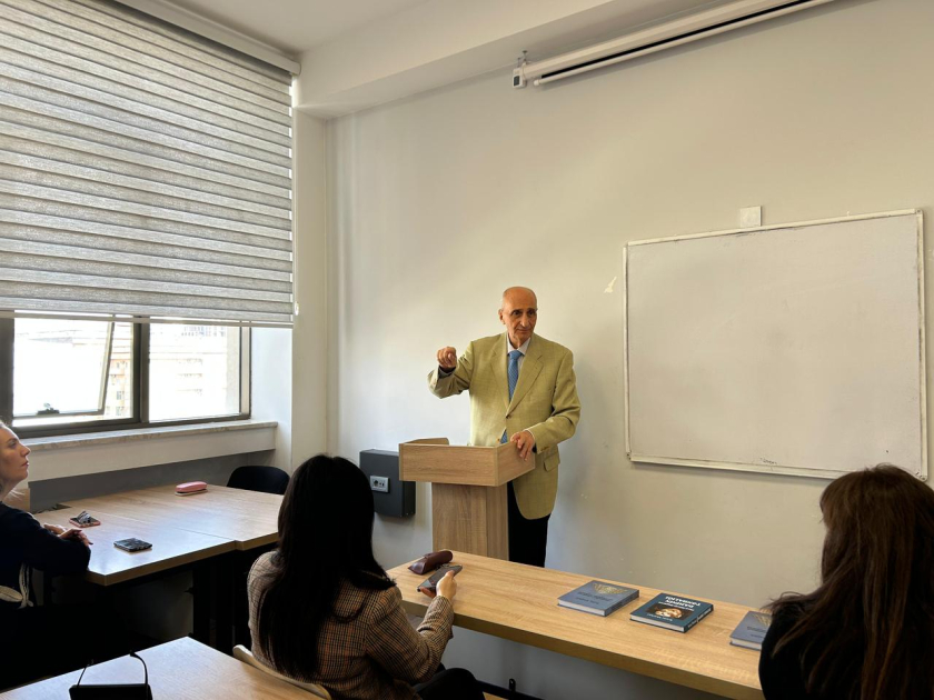 Professor: Birinci Türkoloji Qurultayın elmi irsi bu gün də aktuallığını qoruyub saxlayır - FOTO