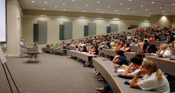 Universitetlərdə idarəetmə dərslərinin tədrisi təklif OLUNUR