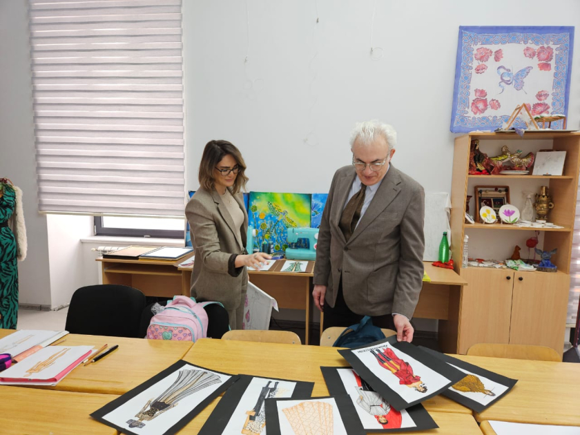 Memarlığın rəng palitrası: 2D əl işi müsabiqəsi - FOTOLAR