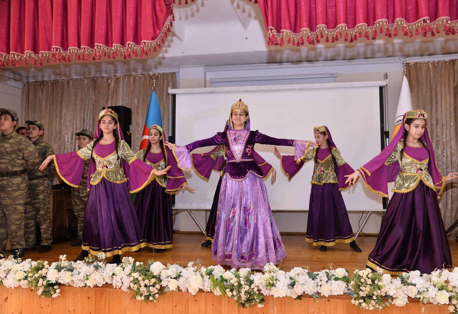 “Məktəb ictimai müzakirədə” layihəsi çərçivəsində görüş keçirilib