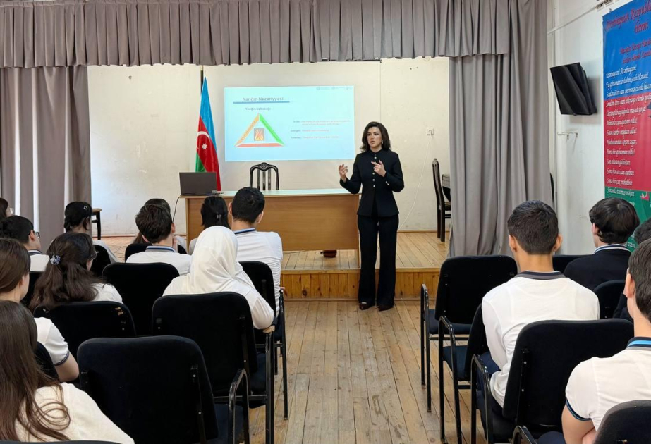 Məktəblilərə əməyin mühafizəsi və təhlükəsizlik qaydaları haqqında məlumat verilib