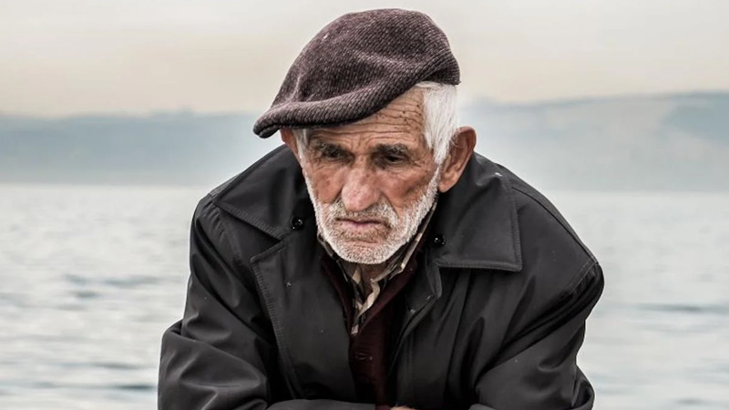 90 yaşlı insanlar ən çox nəyə görə peşman olurlar? - Psixoloq cavabları açıqladı