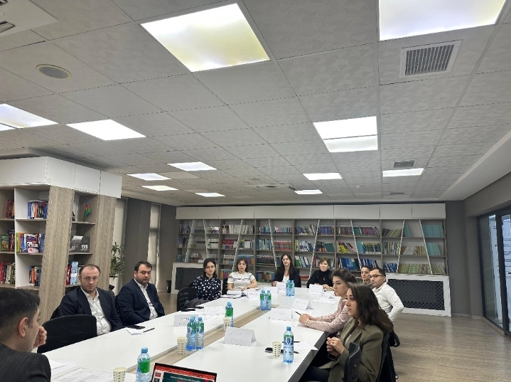 DİM-də təlim: “Ünsiyyət bacarıqlarının inkişafı”