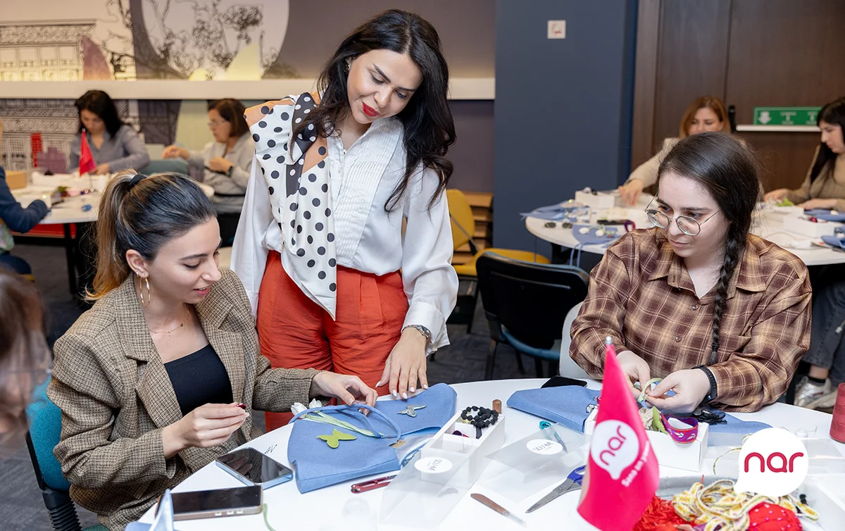 "Nar" 8 Mart münasibətilə xanım jurnalistləri təbrik etdi