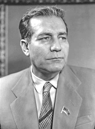 Mehdi Hüseynov: Azərbaycan Ədəbiyyatının Görkəmli Yazıçısı və Tənqidçisi