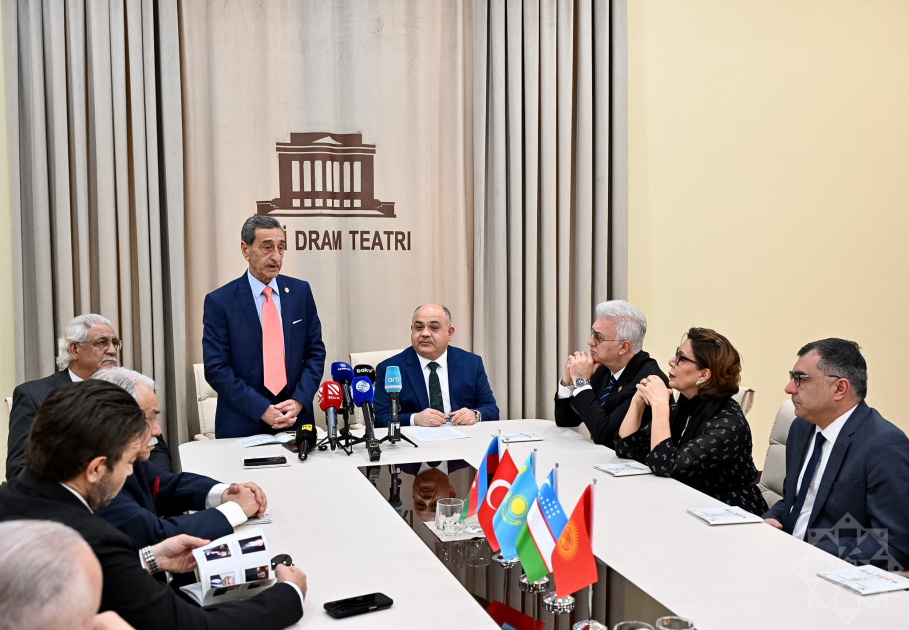 Akademik Milli Dram Teatrında Milli Teatr Günü münasibətilə təntənəli tədbir