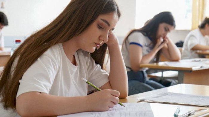 İmtahan suallarının çətin olması ilə bağlı DİM-dən açıqlama 