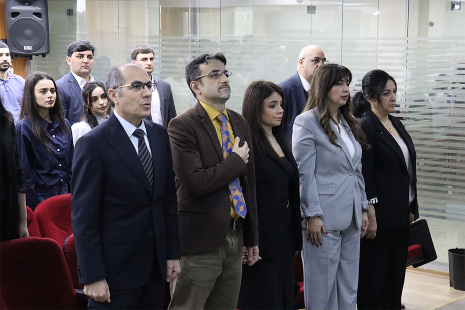 Gənc tədqiqatçılar Azərbaycan Universitetində elmi nəticələrini təqdim ediblər