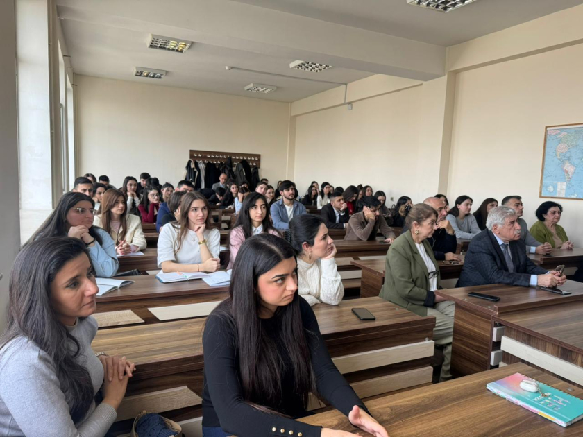 BDU-da “44 günlük Vətən müharibəsi Böyük Britaniya mətbuatında” mövzusunda elmi seminar