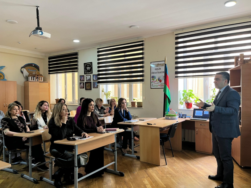 Pedaqoji Universitet “Rəqəmsal asılılıq və XXI əsr şagirdi” layihəsinin icrasına başlayıb