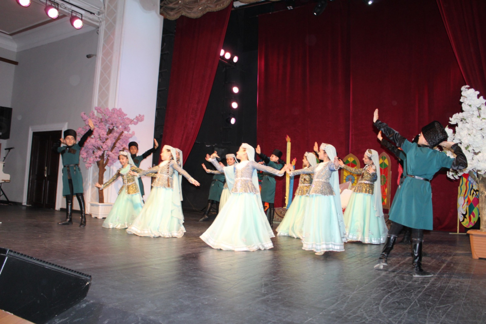 Gənc istedadların təqdimatında “Novruz xonçası”