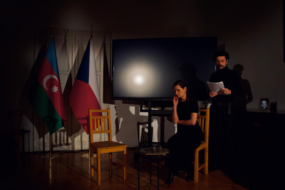 Praqada “Cəngavər hərəkəti”