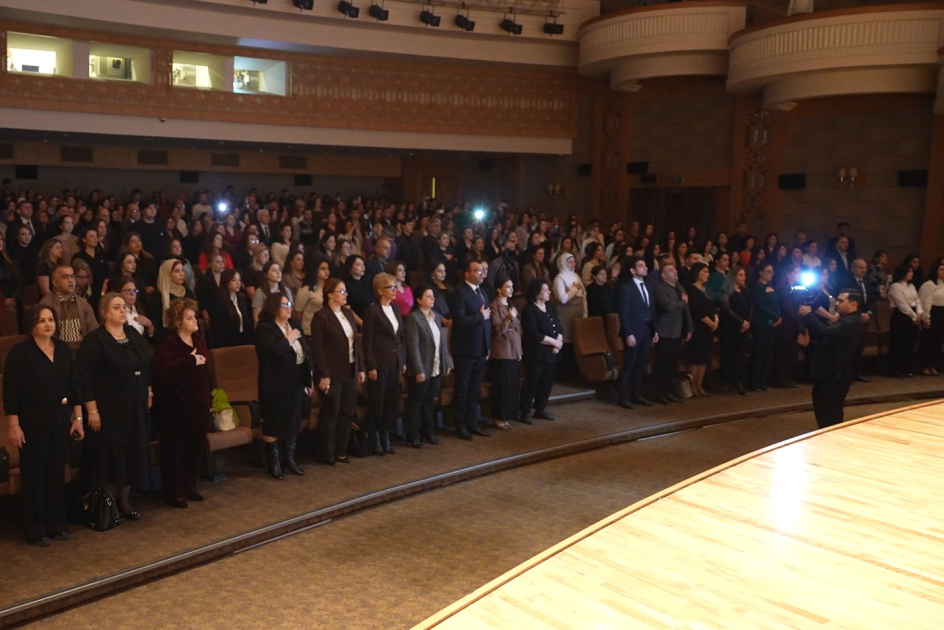 Koxlear implantlı şəxslərə dövlət dəstəyi: Azərbaycanda ilk milli forum