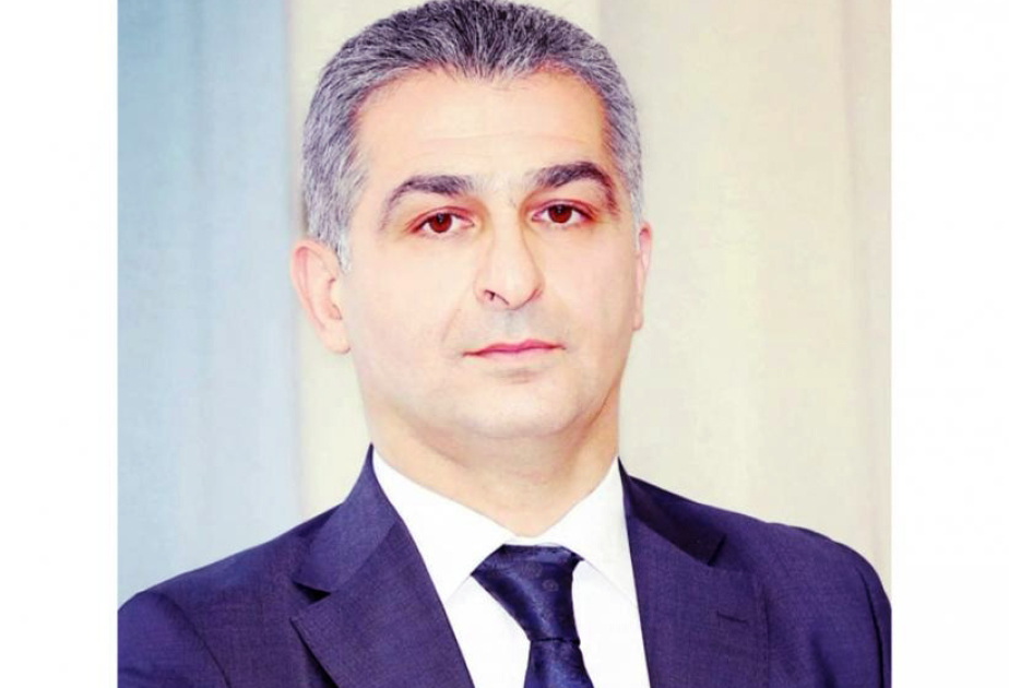 Ekspert: Qlobal təhsil mühitində rəqabətə davam gətirmək üçün ingilisdilli proqramların sayı artırılmalıdır