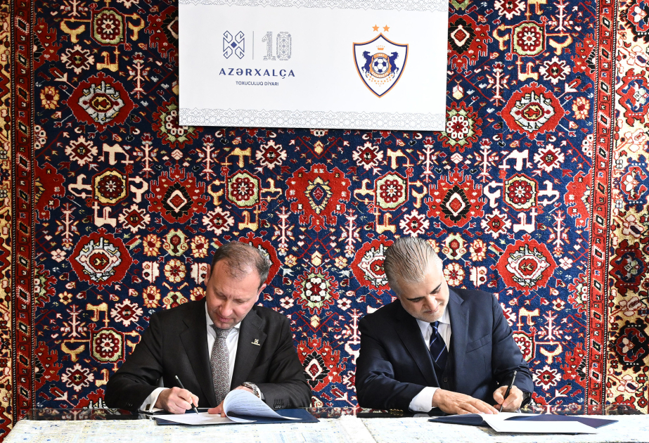 “Azərxalça” ASC ilə “Qarabağ” futbol klubu arasında əməkdaşlıq haqqında anlaşma memorandumu imzalanıb