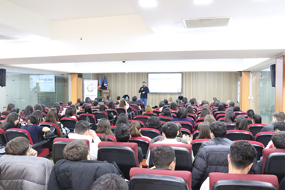 Azərbaycan Universitetində Dünya Sosial İş Günü qeyd olunub