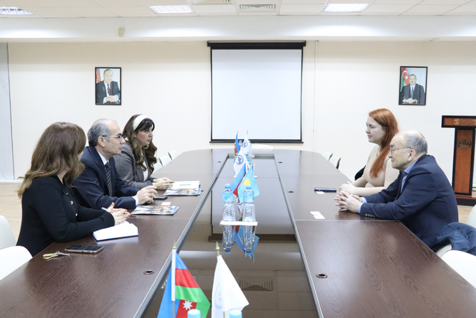 Azərbaycan Universiteti Almatı Menecment Universiteti ilə əməkdaşlığı davam etdirir
