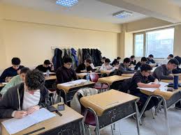 Biologiya üzrə beynəlxalq olimpiadalara hazırlaşanlar üçün imtahan keçirilib