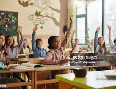 “Erkən yaşda telefon və planşet istifadəsi uşağın inkişafına necə təsir edir?” – Məktəbəqədər təhsil eksperti açıqladı