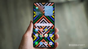 Smartfonlarda istifadəni çətinləşdirən funksiyalar sadalandı