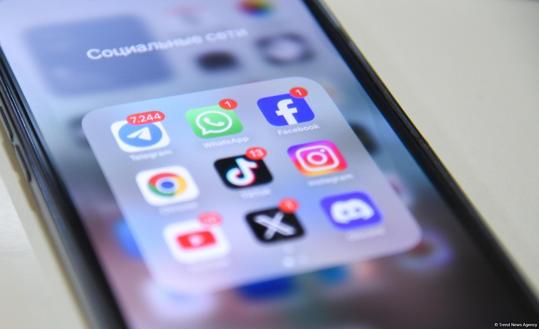 ABŞ məhkəməsi "Meta" və "YouTube"u cəzalandırıb