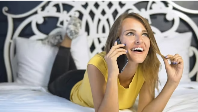 Telefonla 30 dəqiqədən çox danışmaq bu xəstəliyə səbəb olur