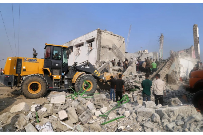 İranda 600 məktəb dağıdılıb 