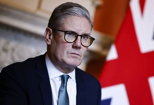 Nazir Böyük Britaniyanın “ailəyönümlü” siyasətini saxtakarlıq adlandırdı