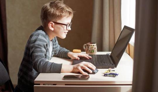 Dubayda dərslər aprelin 3-nə qədər onlayndır