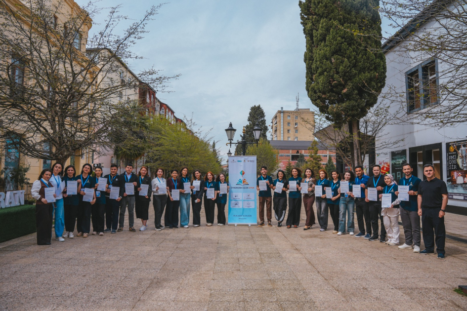 “Öyrənmək üçün oyna” layihəsinin düşərgə mərhələsi yekunlaşıb