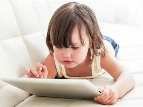 Tarixi faciələri uşaqlara anlatmaqla onları qorumaq arasında balans necə qurulmalıdır? – Psixoloq açıqladı