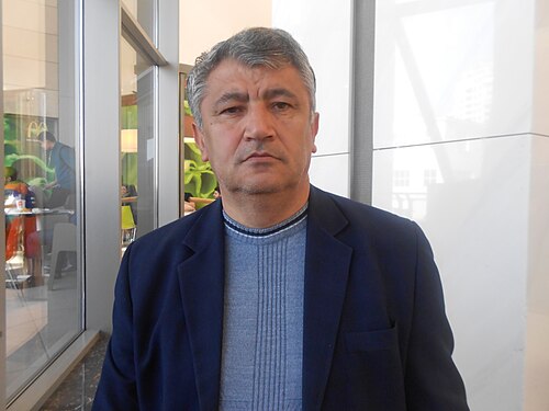 Qəşəm Nəcəfzadə ədəbi və media fəaliyyətində aktiv rolu ilə seçilir