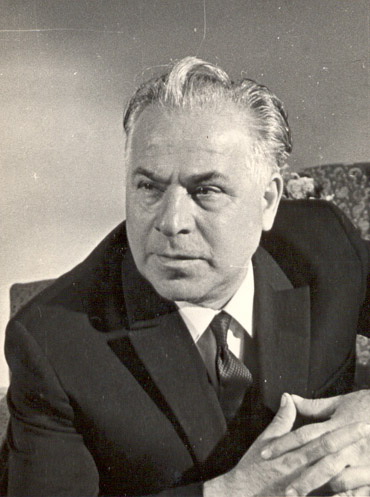 İsmayıl Dağıstanlı Azərbaycan teatr və kino sənətinin parlaq siması kimi yadda qalıb