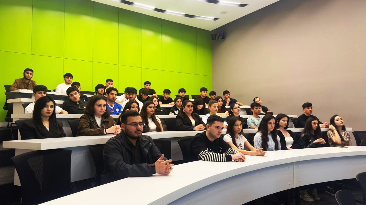 ADNSU-da təlim: “Müasir texnologiyanın logistikada həlləri” 